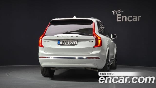 Volvo XC90 2세대 B6 Ultra Bright, 2025 4