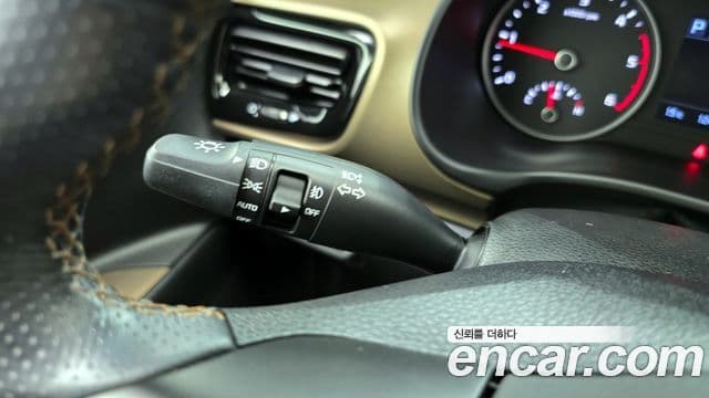 Kia Stonic Trendy, 2018 18