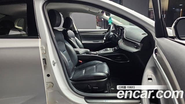 Hyundai The / новый New Grandeur IG Modern, 2021 10