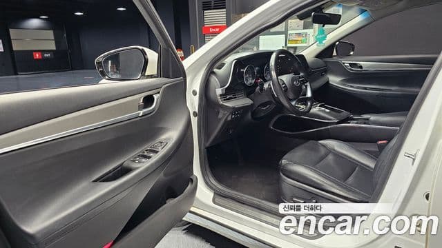 Hyundai The / новый New Grandeur IG Modern, 2021 11