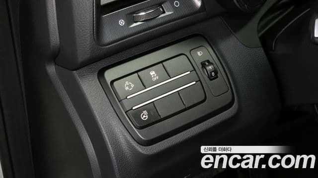 KG모빌리티(SsangYong) Tivoli LX 2WD, 2017 17