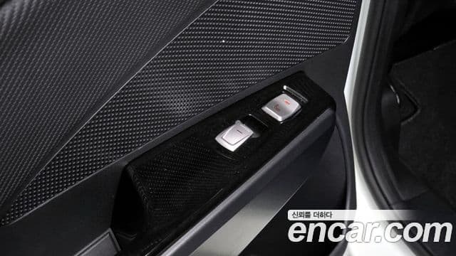 KG모빌리티(SsangYong) Tivoli LX 2WD, 2017 19