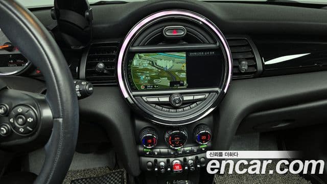 Mini Cooper 3세대, 2016 16