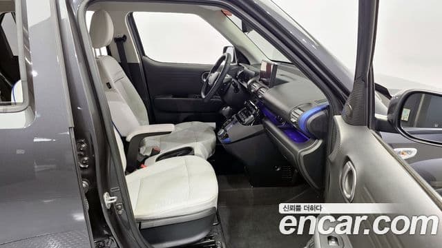 Hyundai Casper турбо D Essential, 2024 11