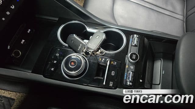 Kia K5 гибрид 3세대 Noblesse, 2022 9