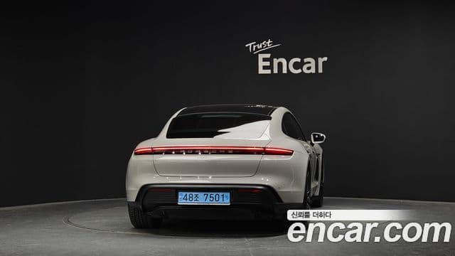 Porsche 타이칸 базовый, 2023 4