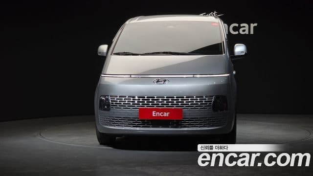 Hyundai Staria Modern, 2023 3