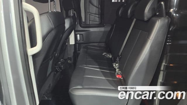 Hyundai Staria Modern, 2023 13