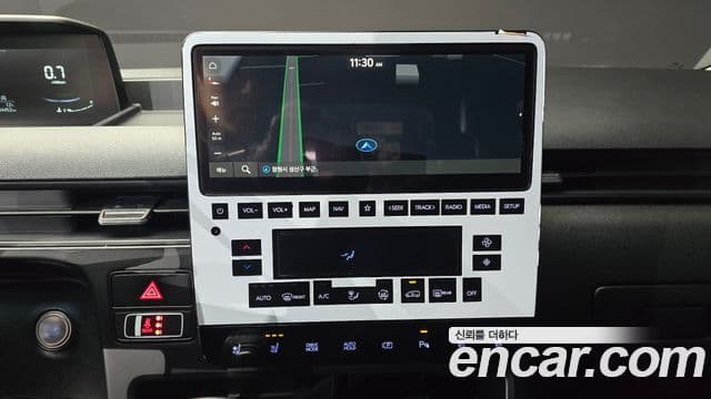 Hyundai Staria Modern, 2023 15