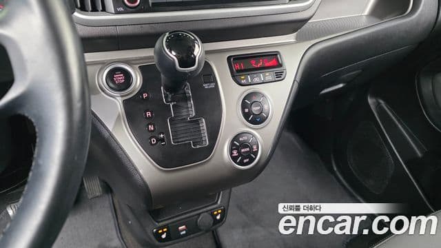 Kia The / новый New Ray Signature, 2022 9