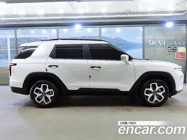 KG모빌리티(SsangYong) Torres T7, 2024 3