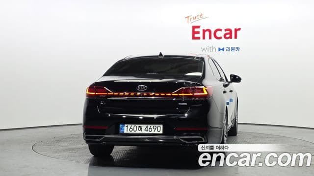 Kia K7 Premier гибрид Noblesse, 2021 4