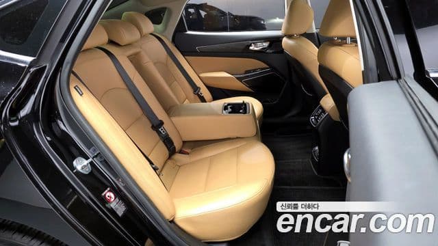 Kia K7 Premier гибрид Noblesse, 2021 12