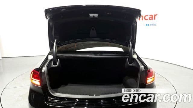 Kia K7 Premier гибрид Noblesse, 2021 20