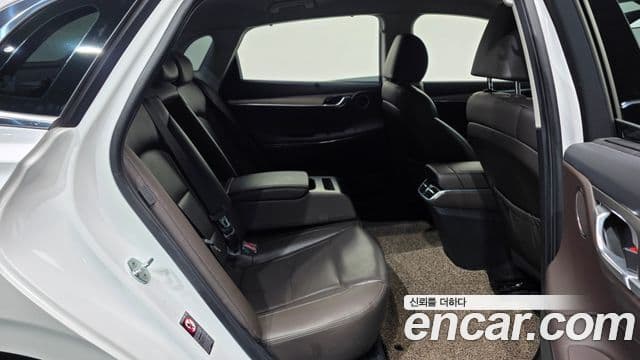 Hyundai The / новый New Grandeur IG Exclusive, 2021 12