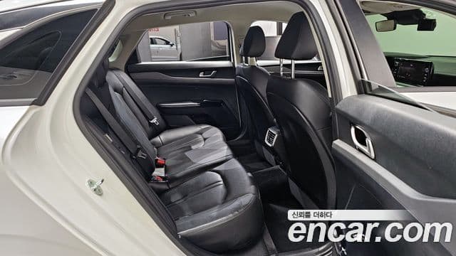 Kia K5 3세대 Trendy, 2021 12