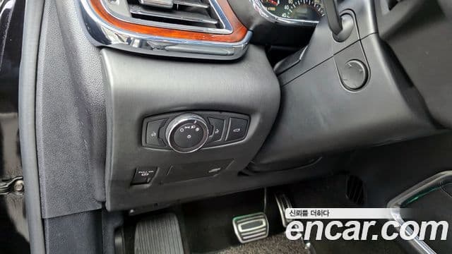 Lincoln Continental 10세대 3.0 Black Label AWD, 2019 16