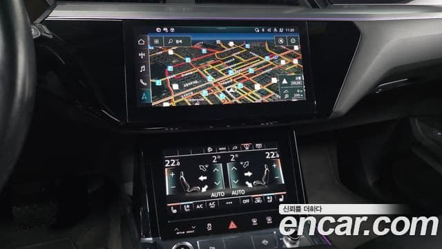 Audi e-Tron, 2022 14