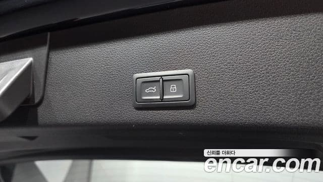 Audi e-Tron, 2022 19