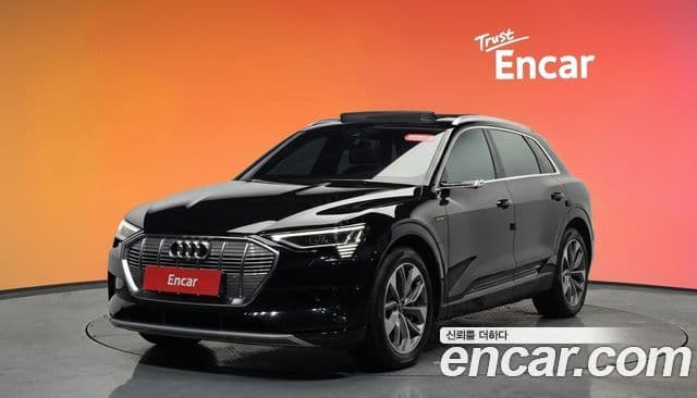 Audi e-Tron, 2022 1