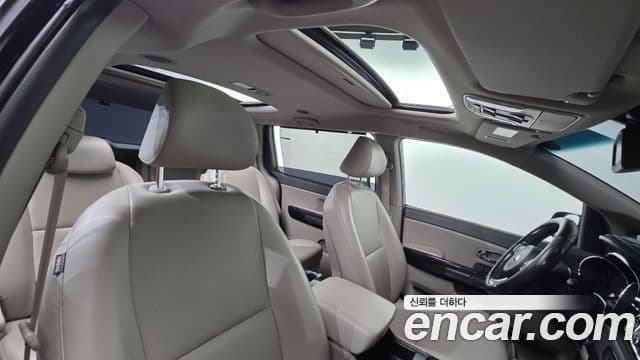 Kia All New Carnival Prestige, 2016 11