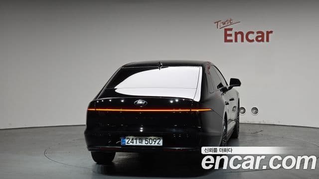 Hyundai Grandeur (GN7) Calligraphy, 2026 4