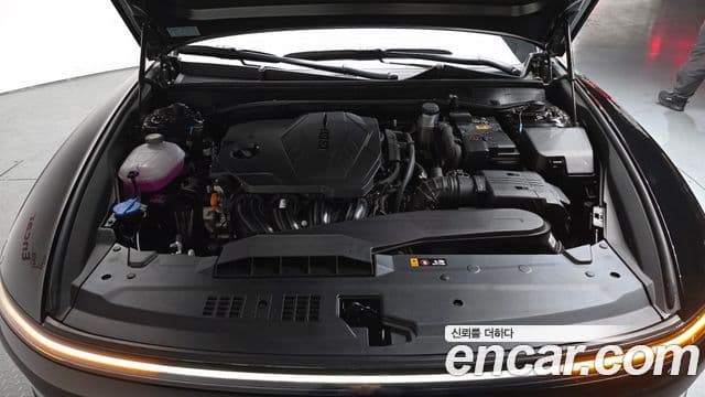 Hyundai Grandeur (GN7) Calligraphy, 2026 6