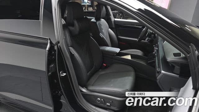 Hyundai Grandeur (GN7) Calligraphy, 2026 12