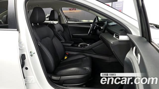 Kia K5 3세대 Prestige, 2021 11