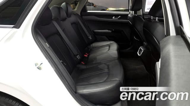 Kia K5 3세대 Prestige, 2021 12