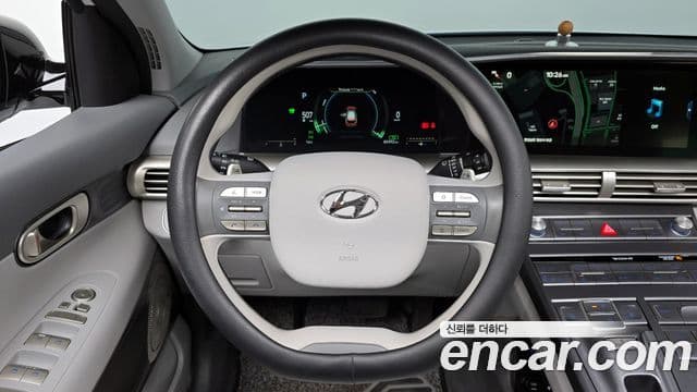 Hyundai NEXO Premium, 2020 13