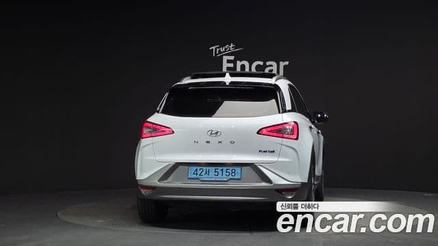 Hyundai NEXO Premium, 2024 4