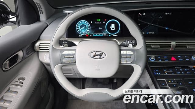 Hyundai NEXO Premium, 2024 13