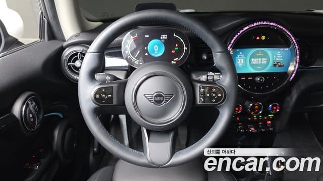 Mini Cooper 3세대, 2023 15