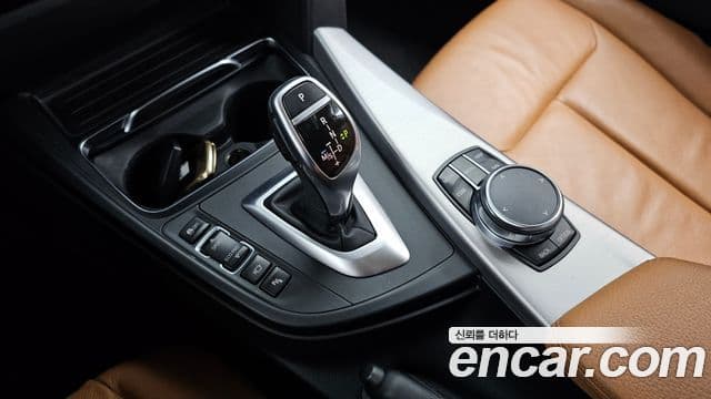 BMW 4시리즈 (F32) 420d Luxury Gran Coupe, 2018 9