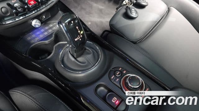 Mini Cooper 클럽맨 2세대, 2023 9