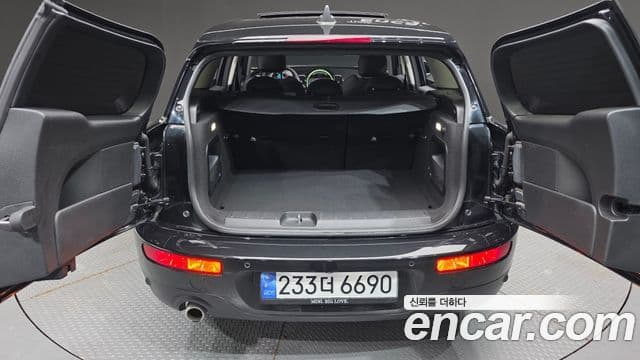 Mini Cooper 클럽맨 2세대, 2023 20