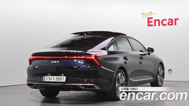 Kia K8 гибрид Signature, 2023 2