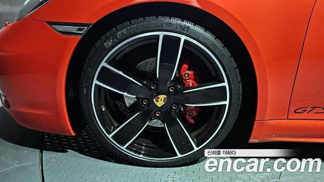 Porsche 718 Boxster 2.5 GTS, 2018 все фото