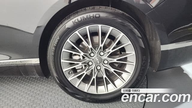 Genesis G80 (RG3) бензин 2.5 турбо AWD, 2022 все фото