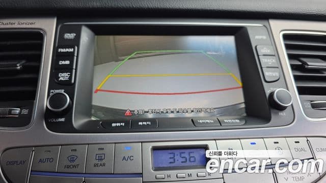 Hyundai Genesis Special, 2013 16