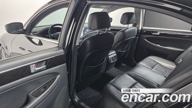 Hyundai Genesis Special, 2013 17