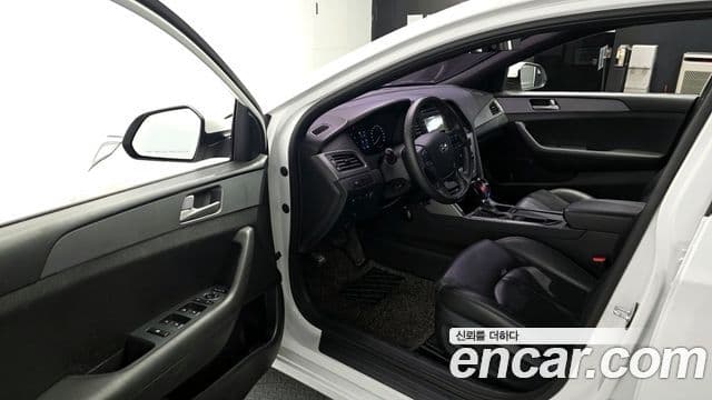 Hyundai LF Sonata Style, 2017 10