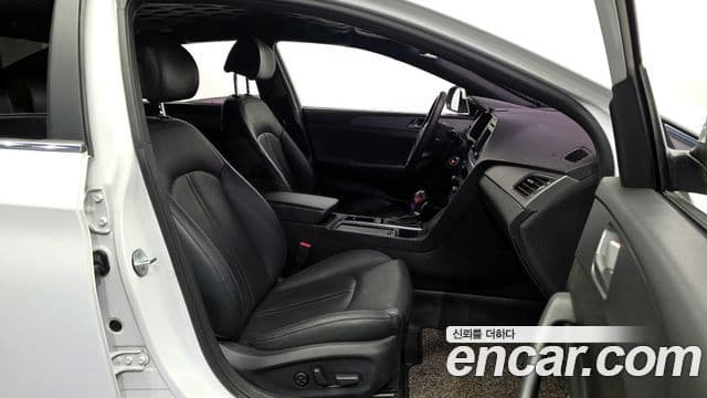 Hyundai LF Sonata Style, 2017 11