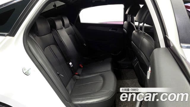 Hyundai LF Sonata Style, 2017 12