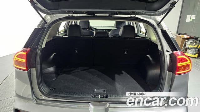 Kia Niro EV таксомоторный тип, 2022 20