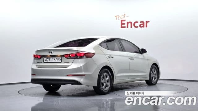 Hyundai Avante AD 1.6 e-VGT Smart, 2017 2