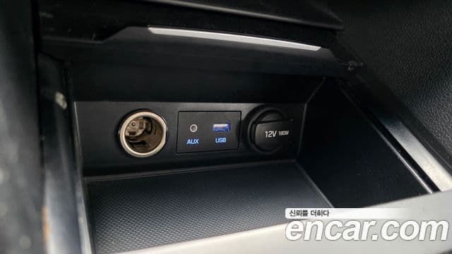 Hyundai Avante AD 1.6 e-VGT Smart, 2017 16