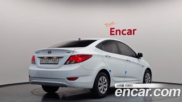 Hyundai Accent(новый кузов / новое поколение) дизель 1.6 VGT Smart, 2017 2