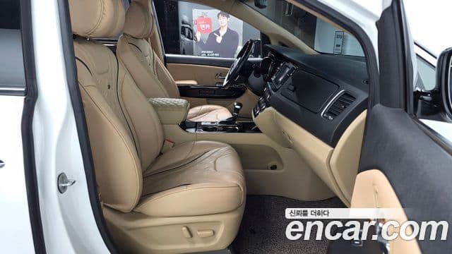 Kia The / новый New Carnival бензин 9인승 High Limousine(компания по спецнадстройкам), 2019 10